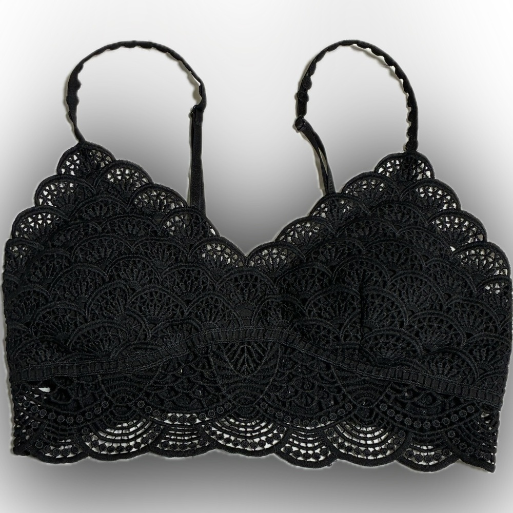 LACE | Black Lace Tank Top